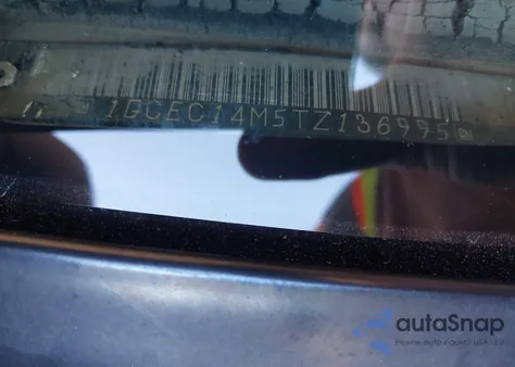 1996 Chevrolet Gmt-400 C1500 z USA, uszkodzony, nr VIN 1GCEC14M5TZ136995